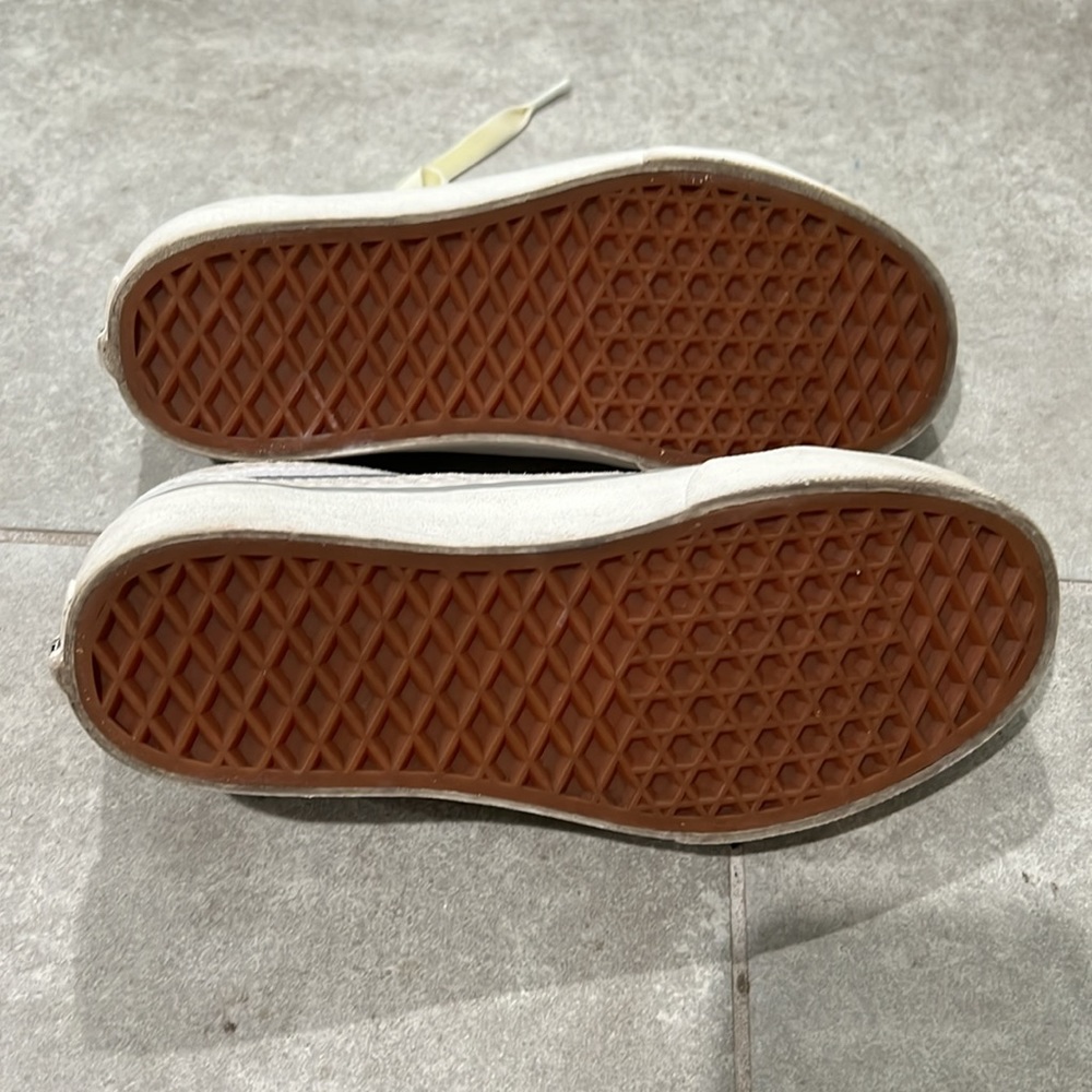 Vans Platform - image 2